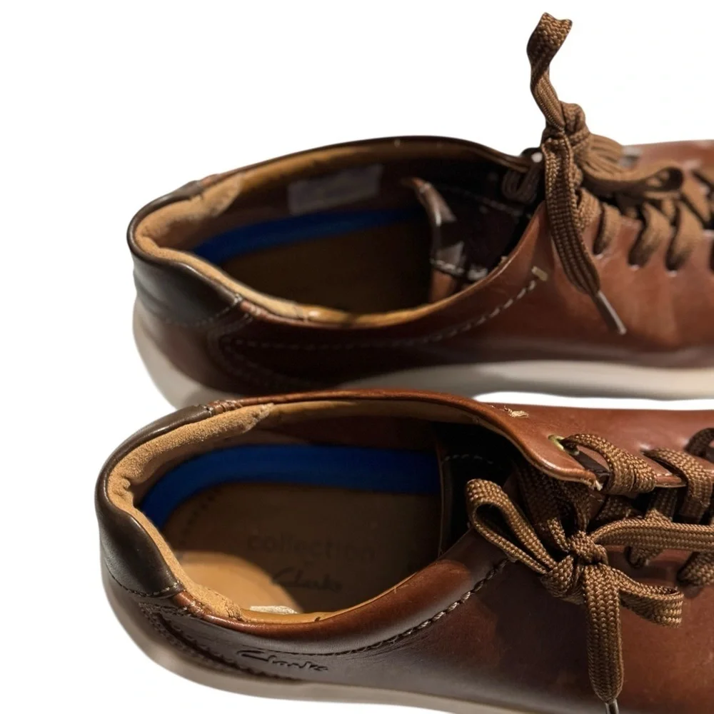 Clarks Men’s Cambro Low Dark Tan Leather Sneakers – Size US 10 / EU 43